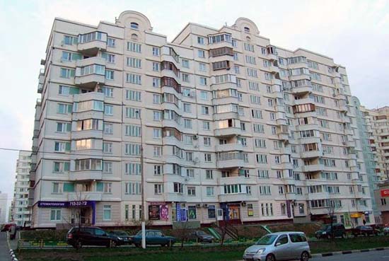 Остекление балкона в доме серии ПД 4 Звенигород