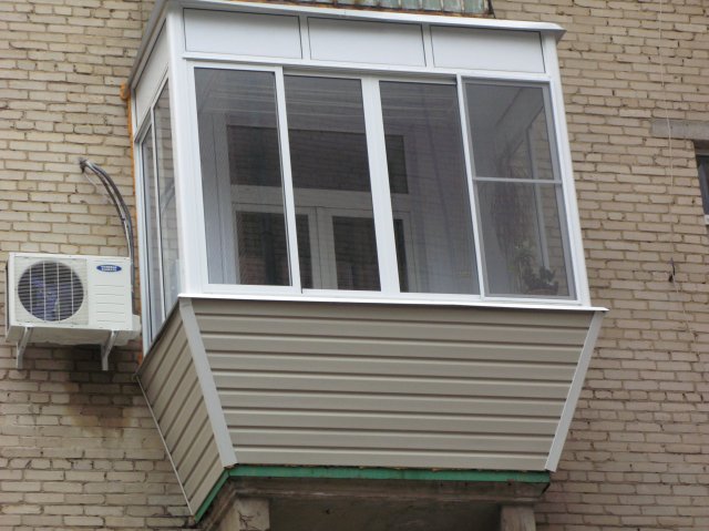 Остекление балконов в хрущевке с выносом по цене от производителя Звенигород