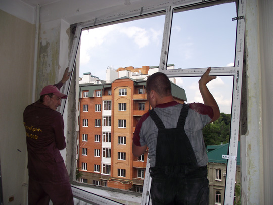 профессиональная установка пластиковых окон в доме Звенигород