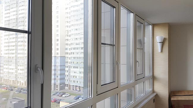 Металлопластиковое остекление балконов Звенигород