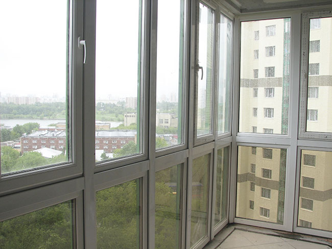 Остекление балкона в пол Звенигород